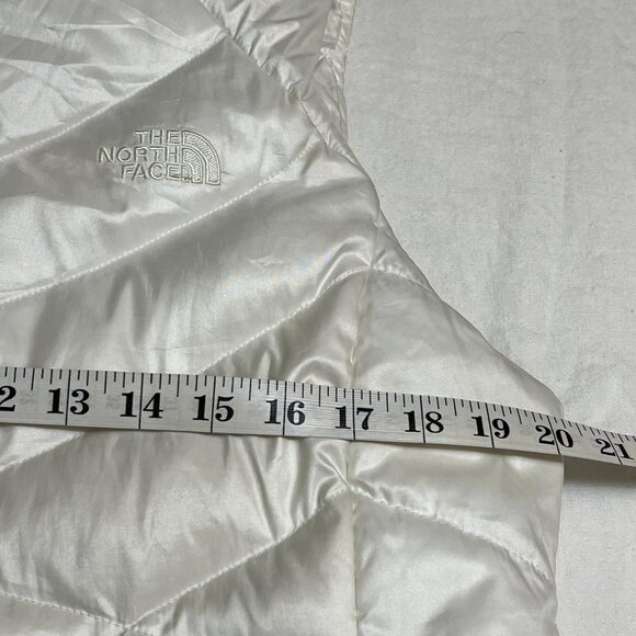 The North Face 550 Down Puffer Vest Womens Large White Goose Fill Winter Jacket - Picture 8 of 10